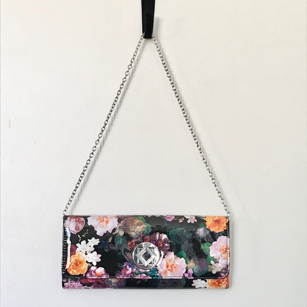 Jessica McClintock silver-tone chain floral clutch